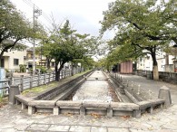 曳舟川親水公園